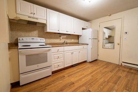 Photo of 234 Low Street #3, Newburyport, MA 01950 (MLS # 73439774)