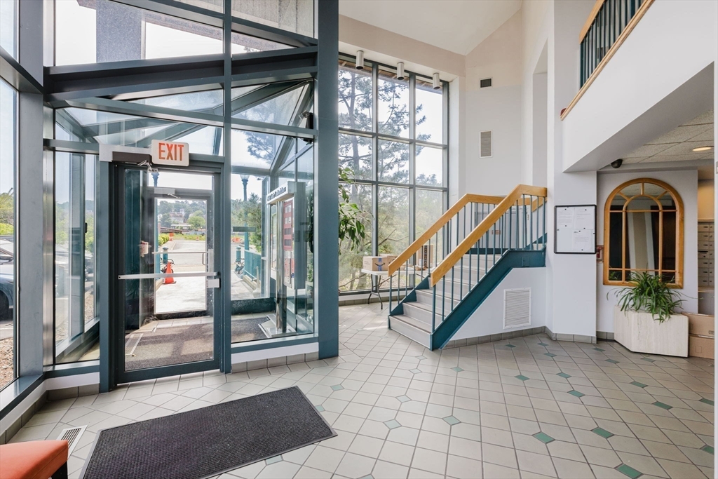 750 Davol St 324