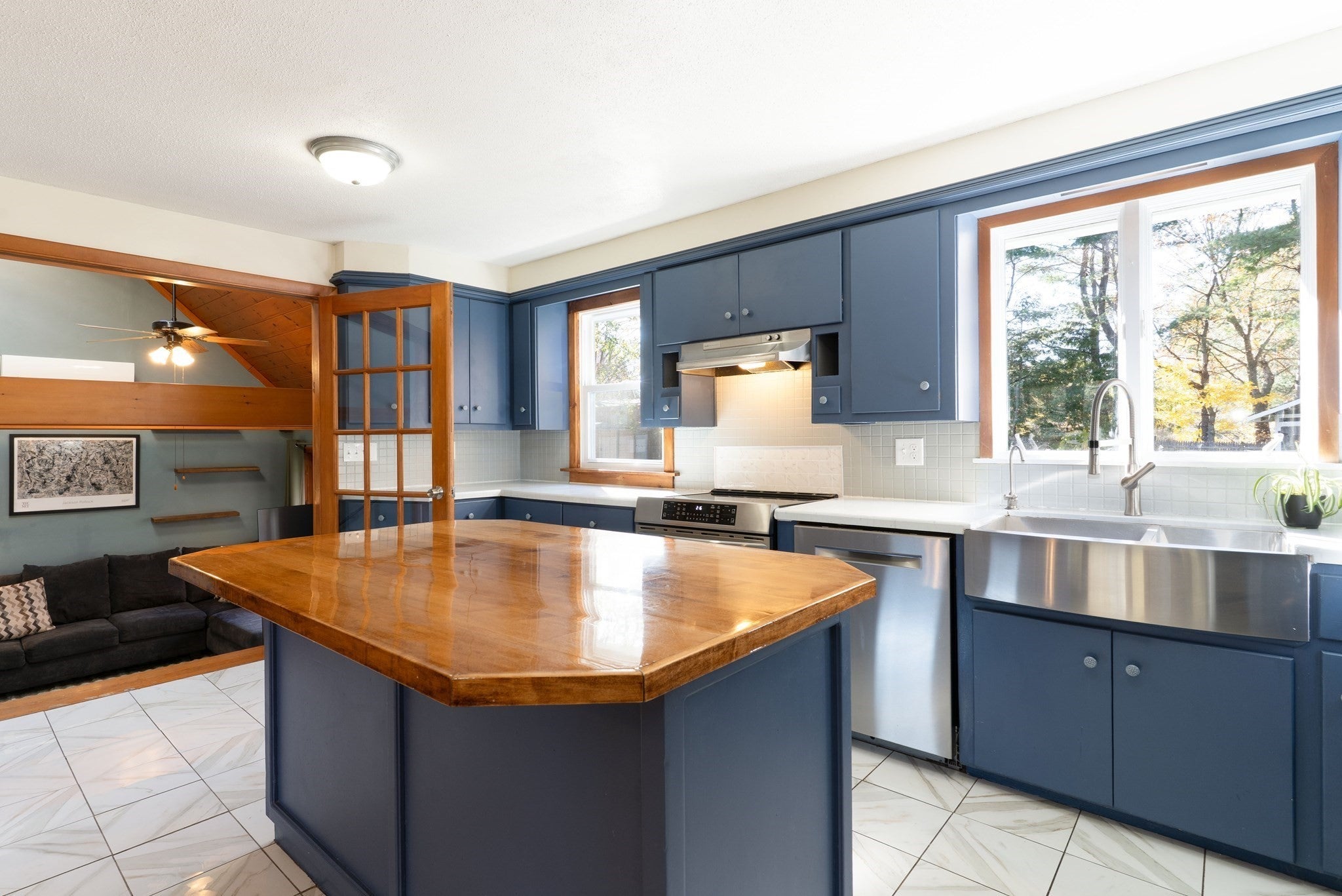 74 E Charlton Rd