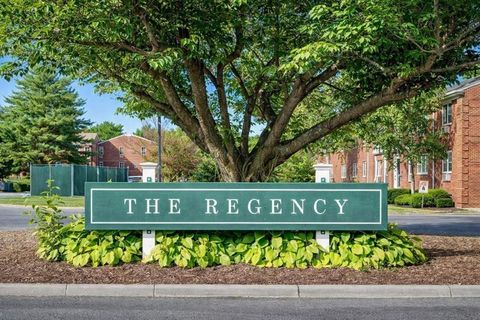 Photo of 121 Regency Park Dr #121, Agawam, MA 01001 (MLS # 73483327)