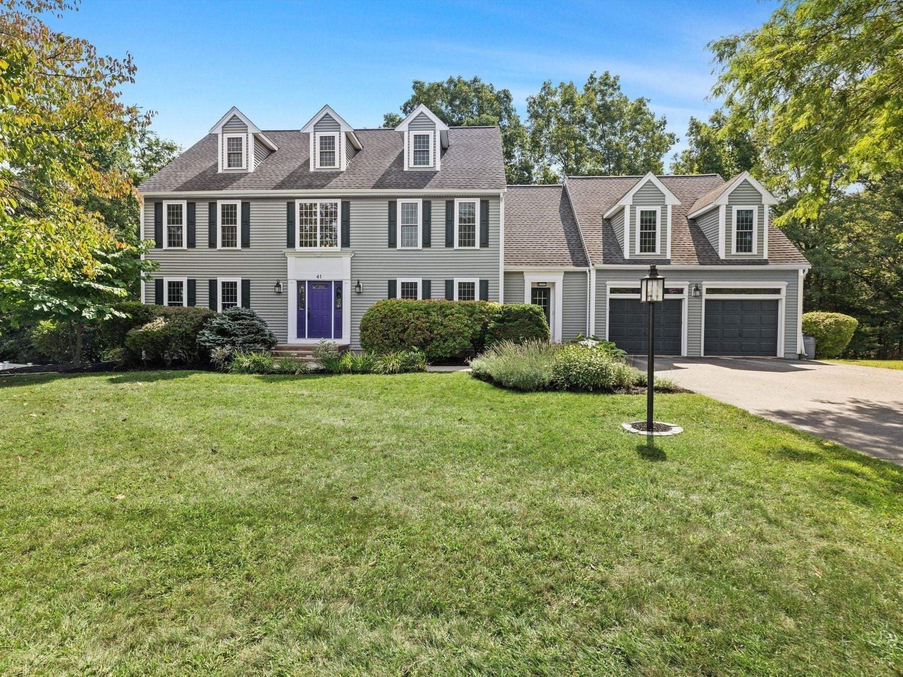 41 Piccadilly Way, Westborough, MA Photo #1
