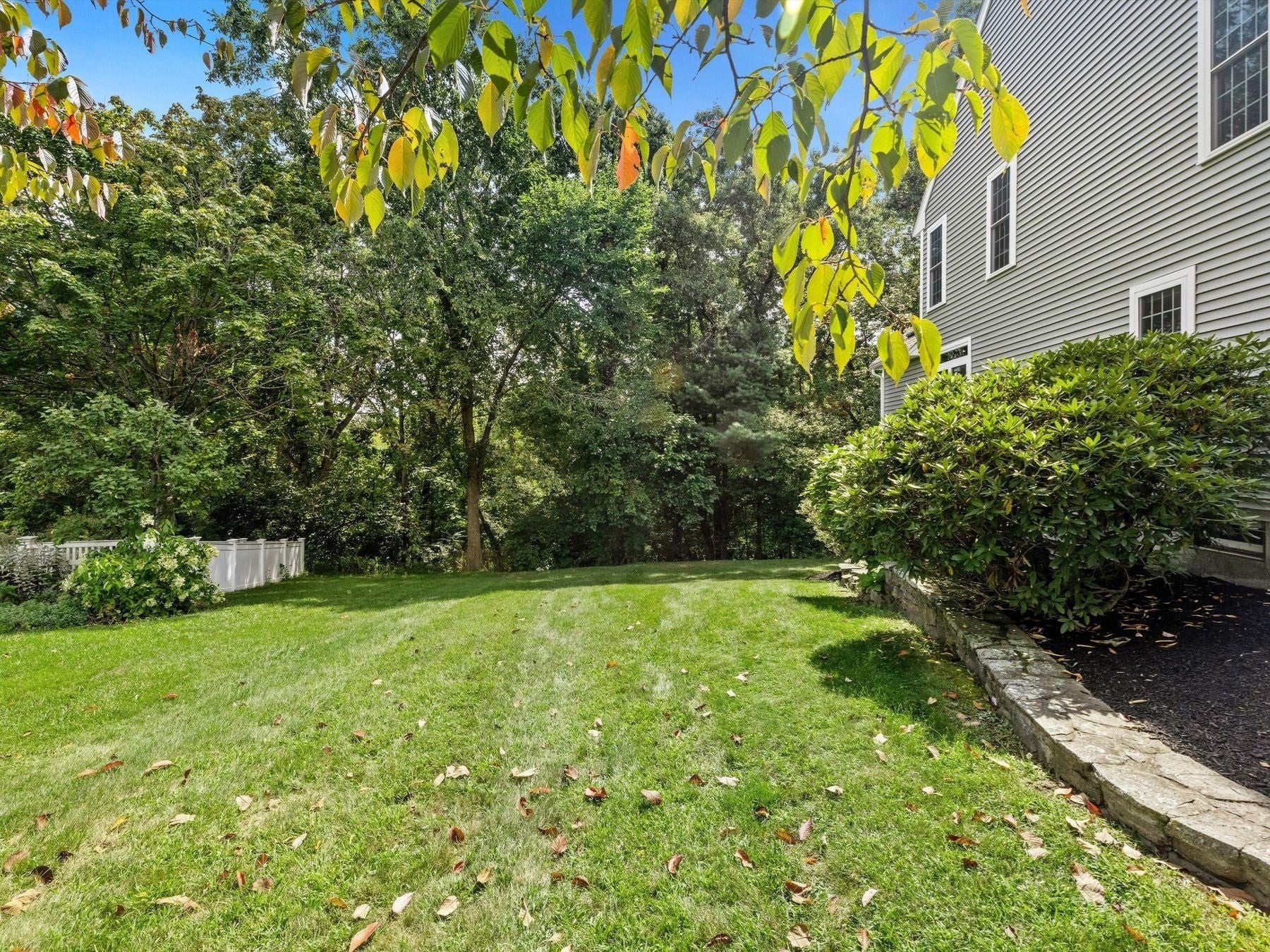 41 Piccadilly Way, Westborough, MA Photo #39