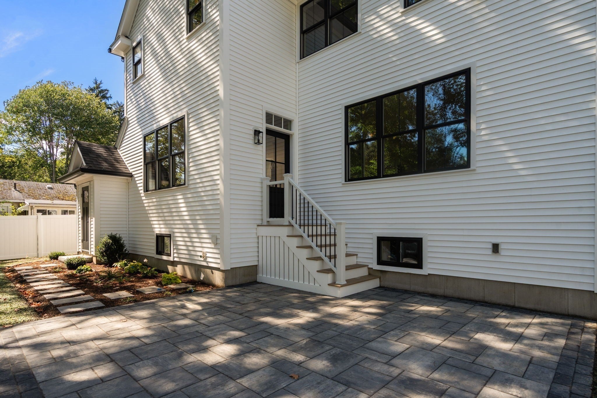 15 Nickerson Rd, Bedford, MA Photo #33