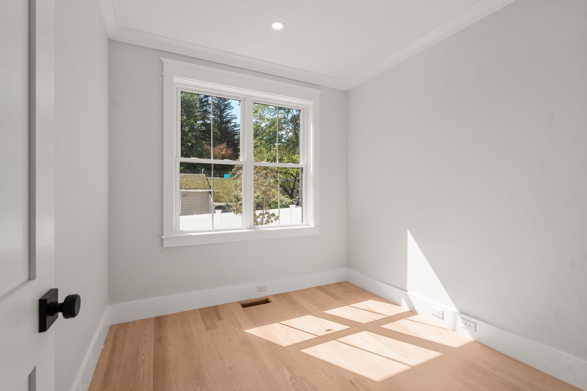 15 Nickerson Rd, Bedford, MA Photo #14