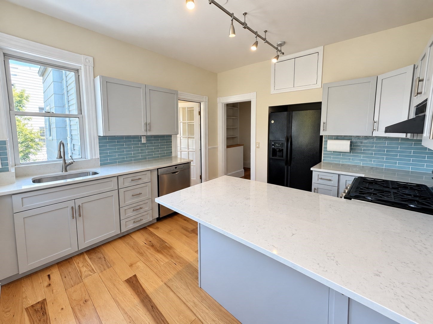 195 Faneuil St #1, Boston, MA, 195 Faneuil St #1, Boston, MA Photo #3