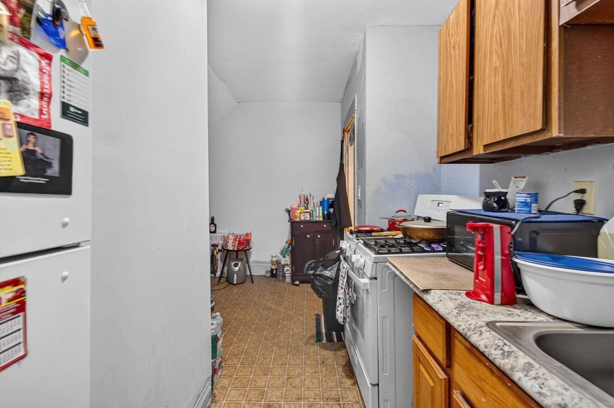 16 Gilbert Ave, Haverhill, MA, 16 Gilbert Ave, Haverhill, MA Photo #25
