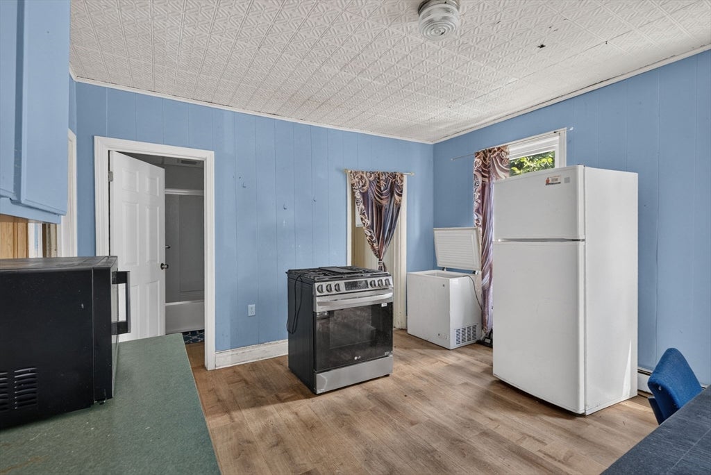 16 Gilbert Ave, Haverhill, MA Photo #34
