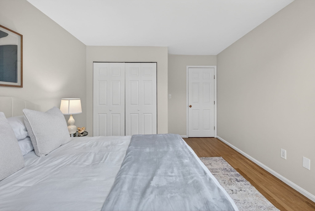 8 Heathwood Ln #8, Brookline, MA Photo #23