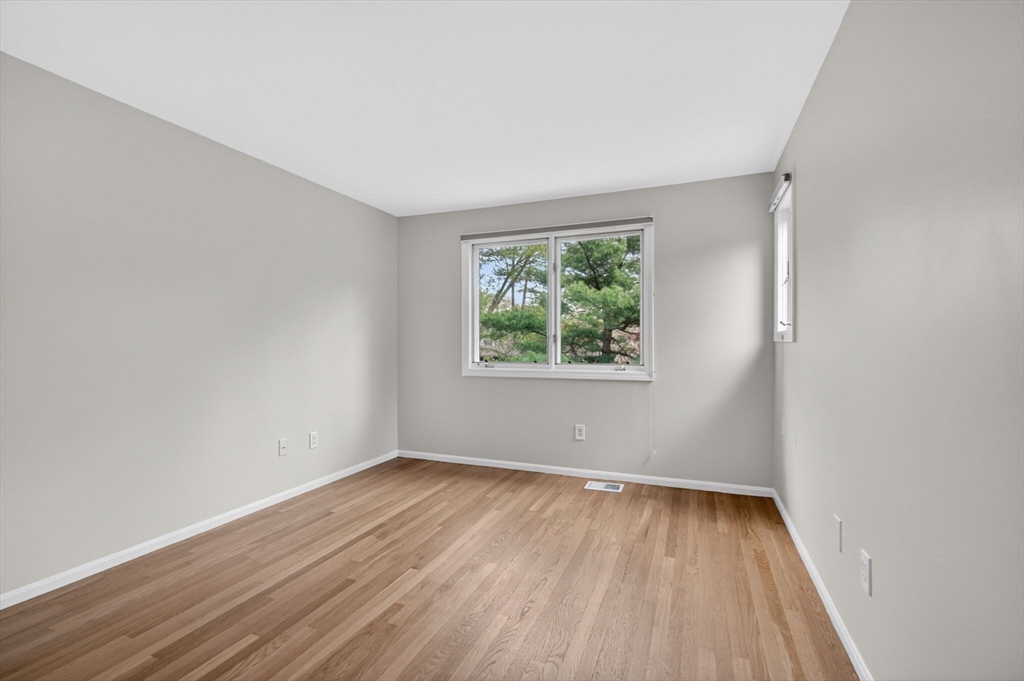 8 Heathwood Ln #8, Brookline, MA Photo #25