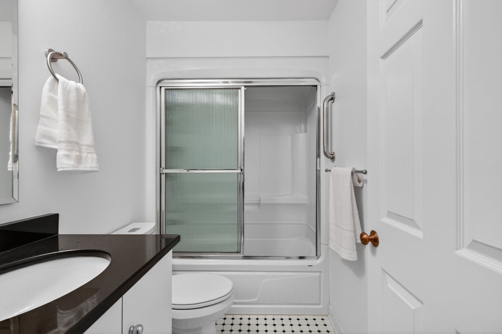 8 Heathwood Ln #8, Brookline, MA Photo #24