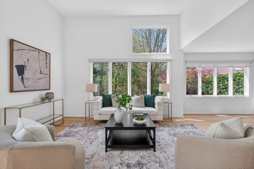 8 Heathwood Ln #8, Brookline, MA Photo #3