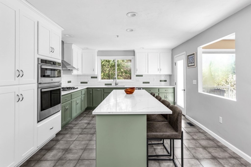 1203 Old Bridge Lane 1203