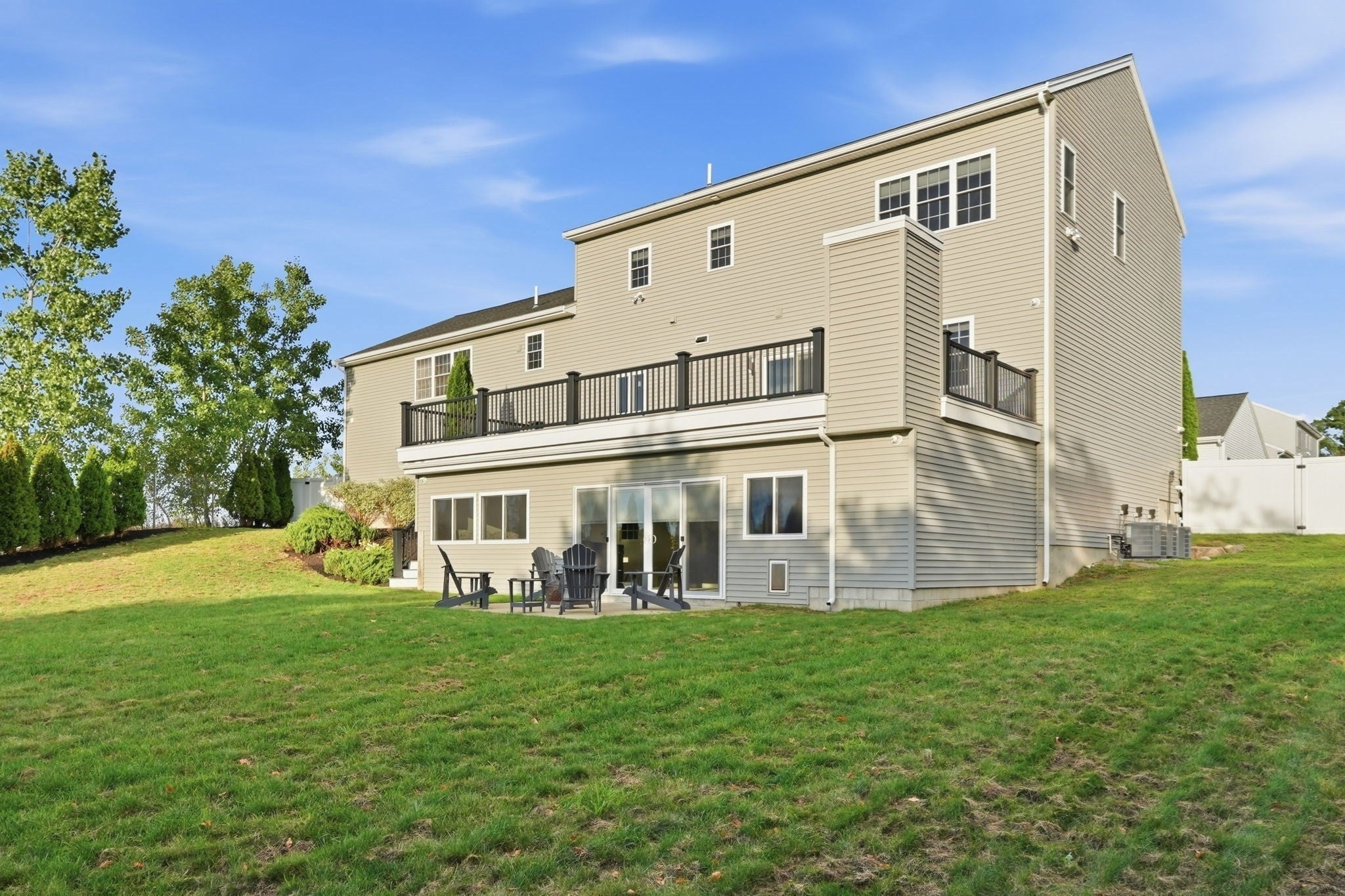 9 Marshall Circle, Peabody, MA Photo #28