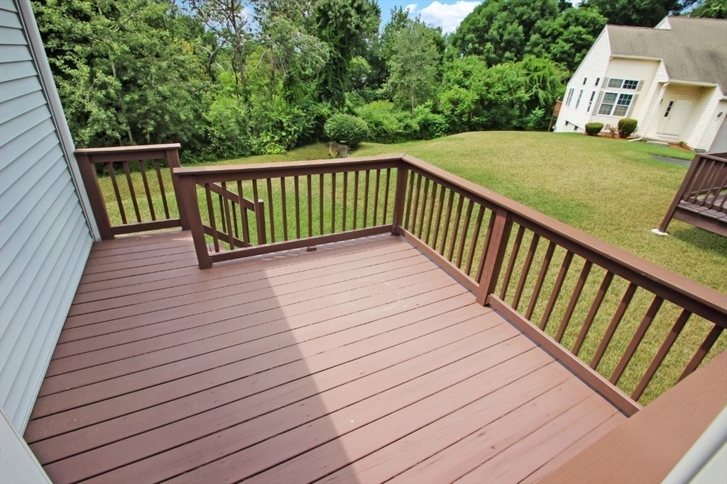 Methuen, Massachusetts 01844, United States, 3 Bedrooms Bedrooms, ,2 BathroomsBathrooms,Residential,Active,77890