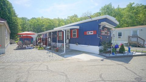 Photo of 93 Grochmal Ave #126, Springfield, MA 01151 (MLS # 73523012)