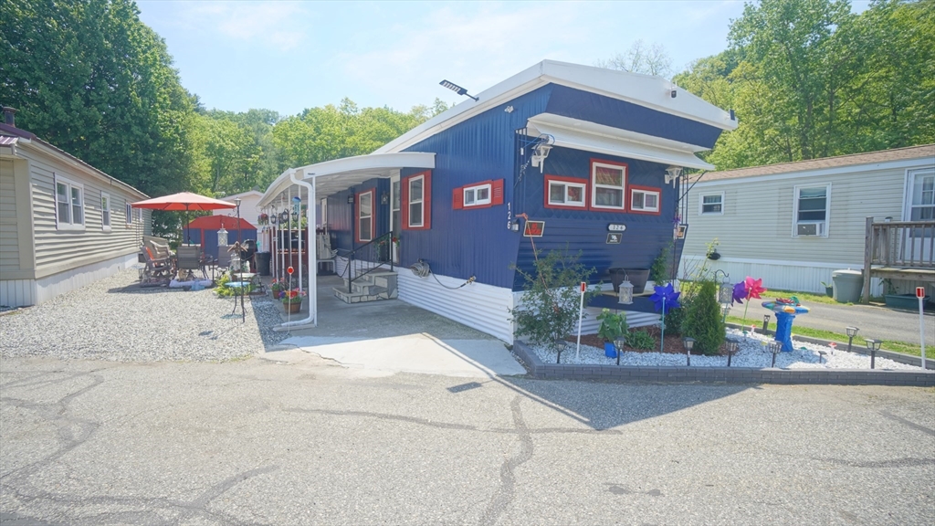 93 Grochmal Ave 126