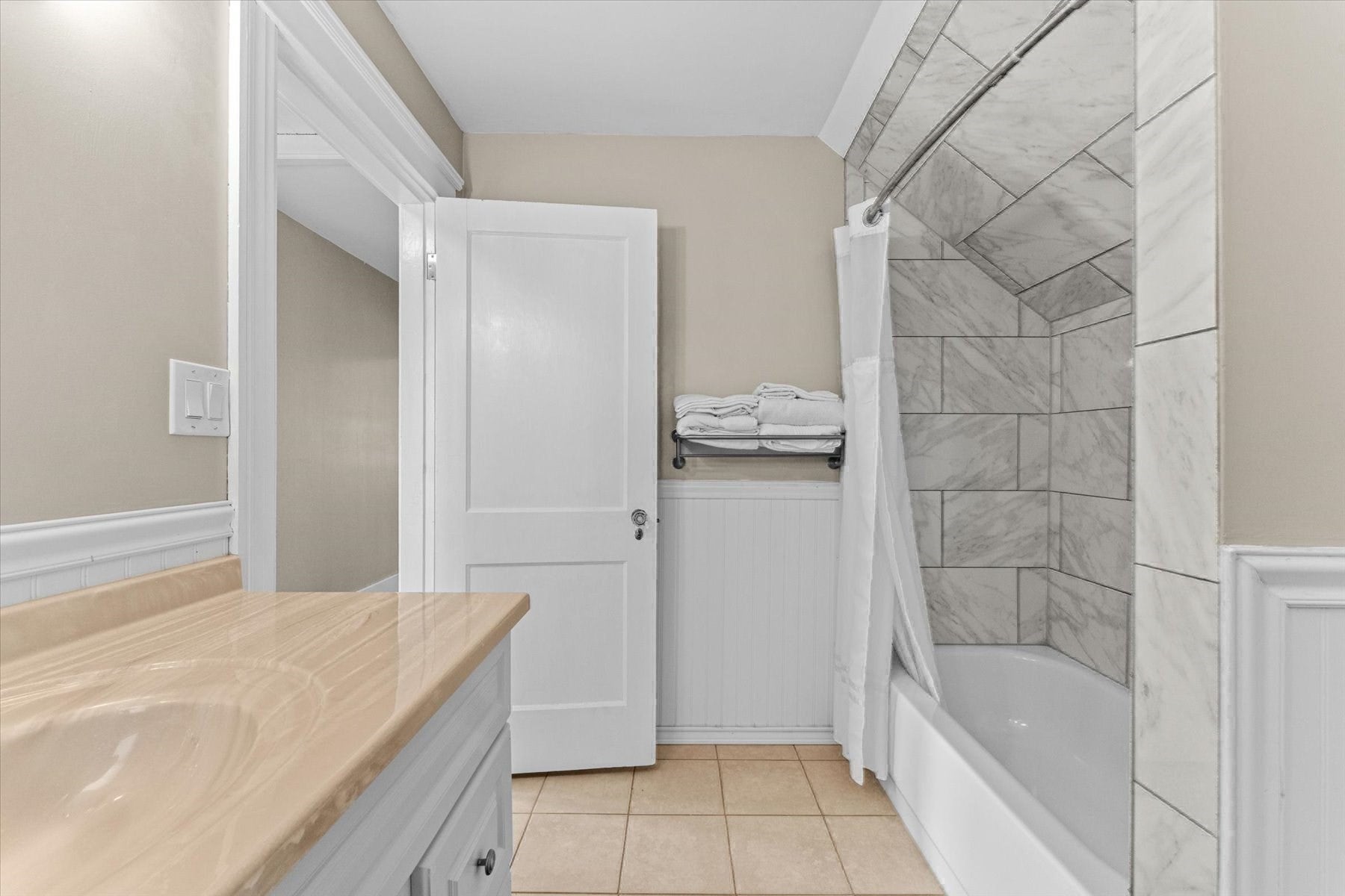 6 Davis Way, Worcester, MA Photo #37