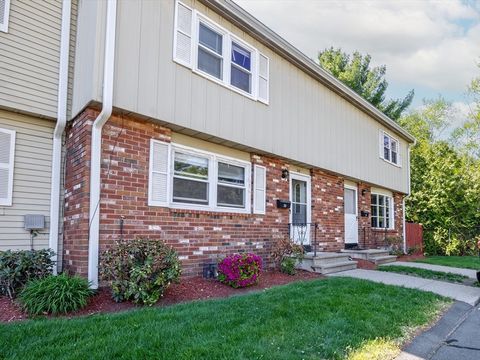Photo of 32 Yorktown Ct #32, Chicopee, MA 01020 (MLS # 73513125)