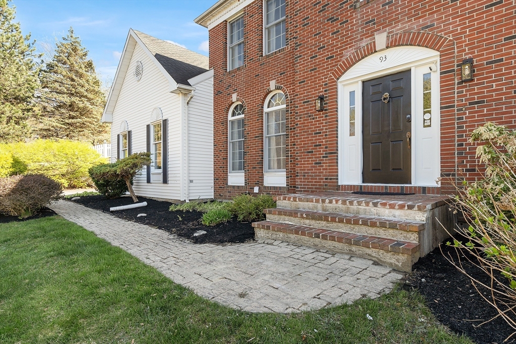 93 Rosemont Drive