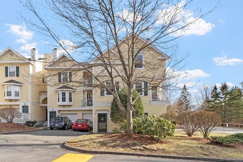 Photo of 1010 Gazebo Circle #1010, Reading, MA 01867 (MLS # 73493473)