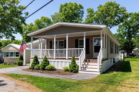 Photo of 15 Indian Trail, Plymouth, MA 02360 (MLS # 73531311)