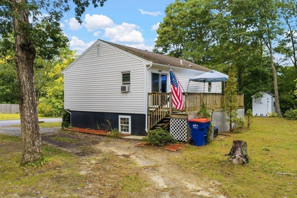 95 Mayflower Ln, Wareham, MA, 95 Mayflower Ln, Wareham, MA Photo #3