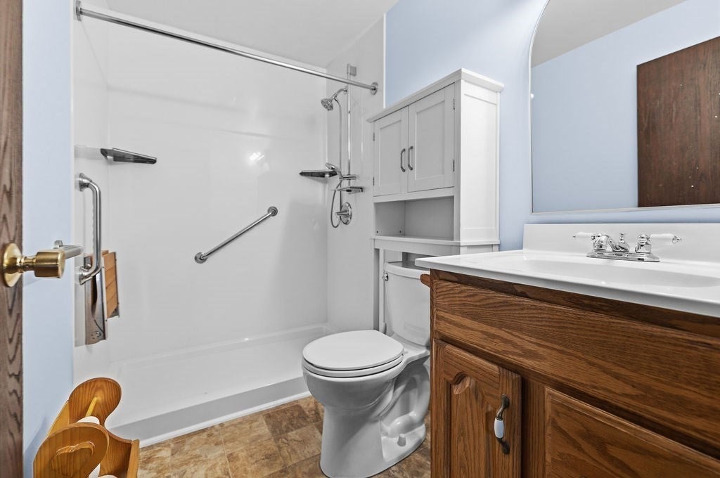 95 Mayflower Ln, Wareham, MA, 95 Mayflower Ln, Wareham, MA Photo #19
