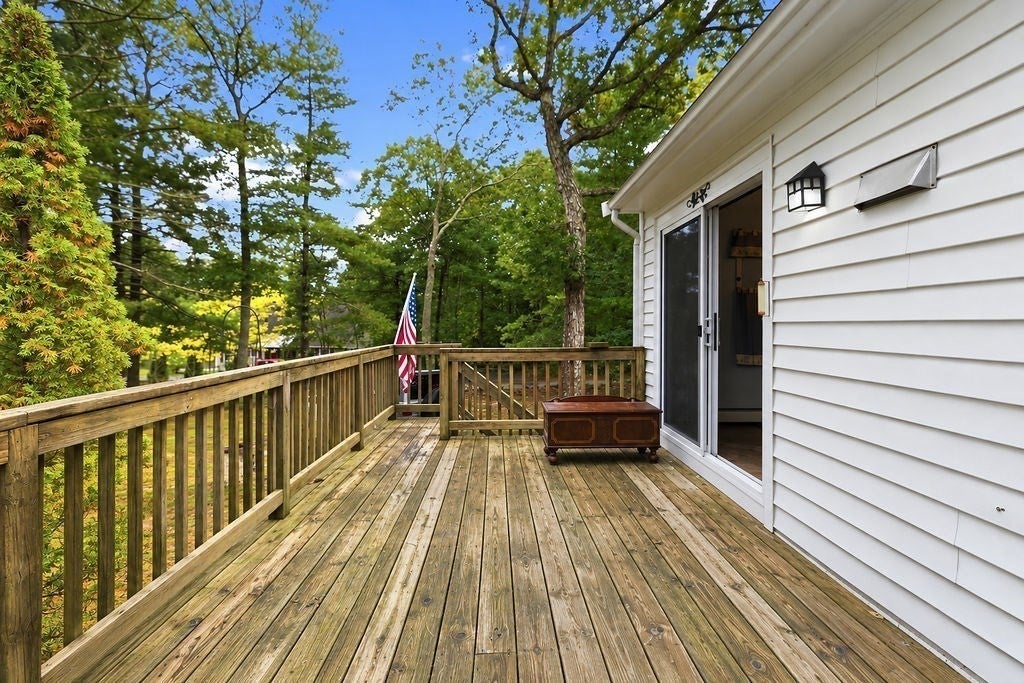 95 Mayflower Ln, Wareham, MA, 95 Mayflower Ln, Wareham, MA Photo #8