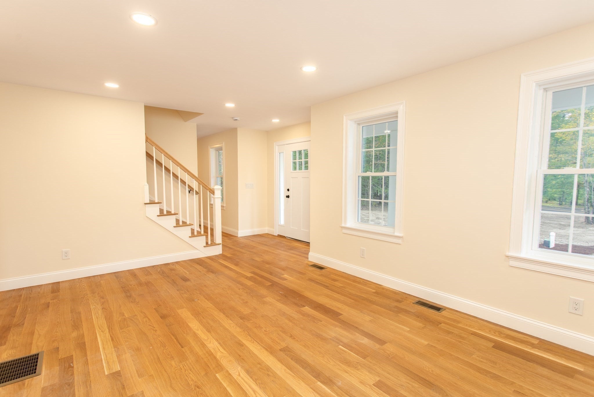 95 Plain St, Middleboro, MA, 95 Plain St, Middleboro, MA Photo #16