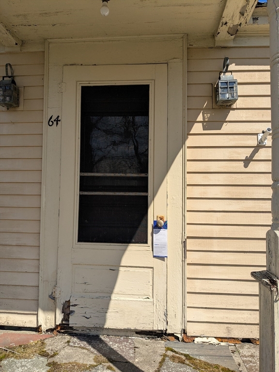 64 South St