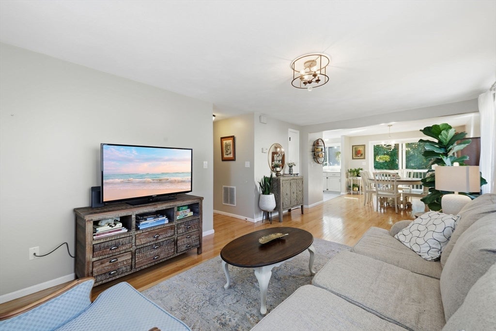 21 Jefferey Ln #21, Haverhill, MA, 21 Jefferey Ln #21, Haverhill, MA Photo #6
