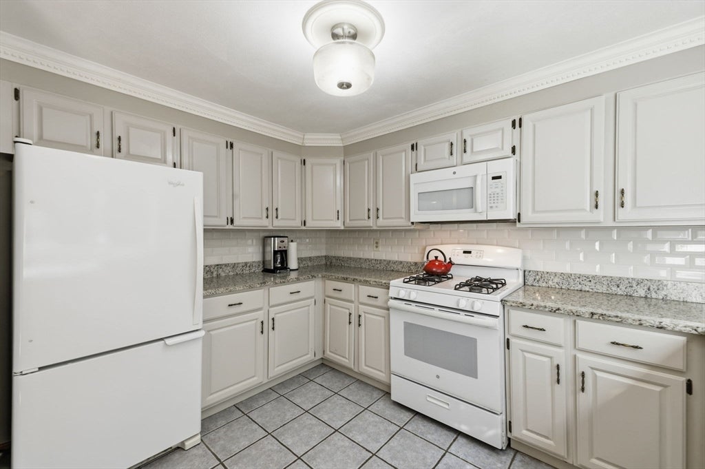 21 Jefferey Ln #21, Haverhill, MA, 21 Jefferey Ln #21, Haverhill, MA Photo #12