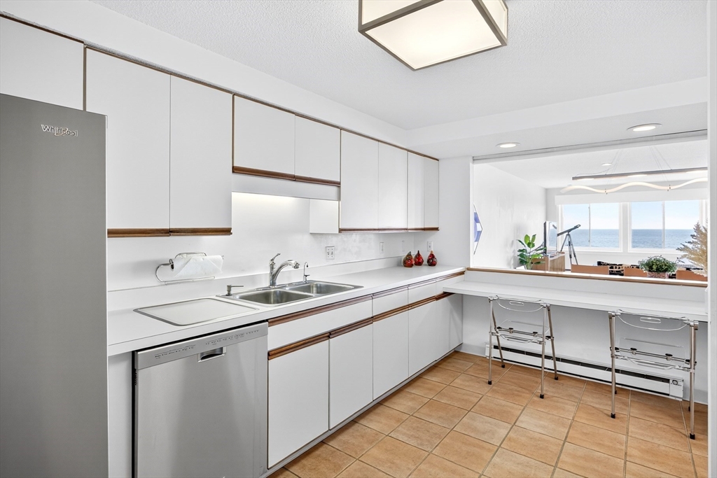 Harwich, Massachusetts 02671, United States, 2 Bedrooms Bedrooms, ,2 BathroomsBathrooms,Residential,Active,191877