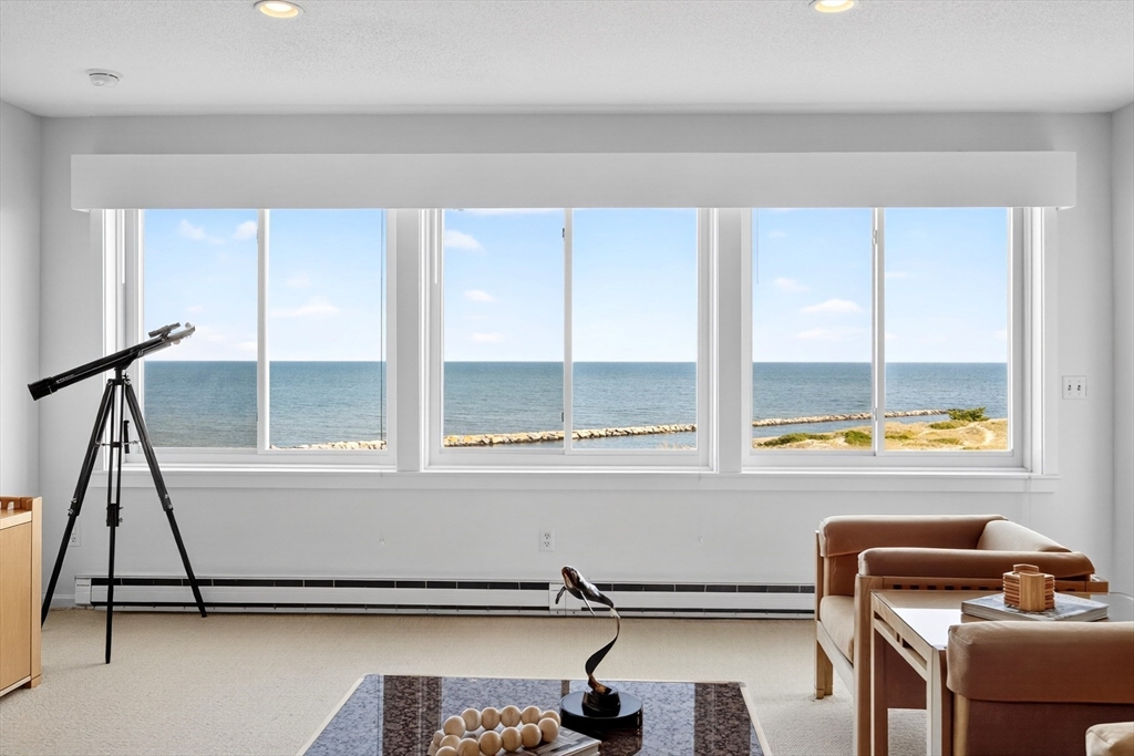 Harwich, Massachusetts 02671, United States, 2 Bedrooms Bedrooms, ,2 BathroomsBathrooms,Residential,Active,191877