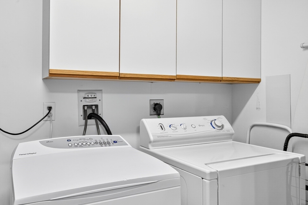 Harwich, Massachusetts 02671, United States, 2 Bedrooms Bedrooms, ,2 BathroomsBathrooms,Residential,Active,191877