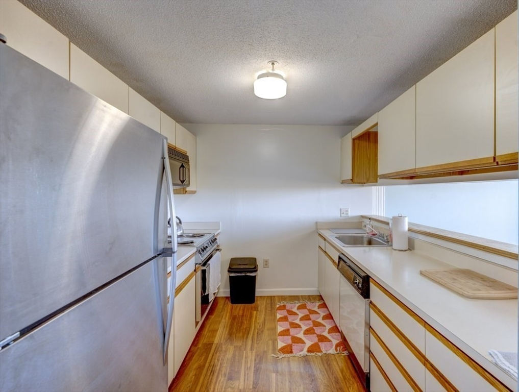 1 Adams St 707