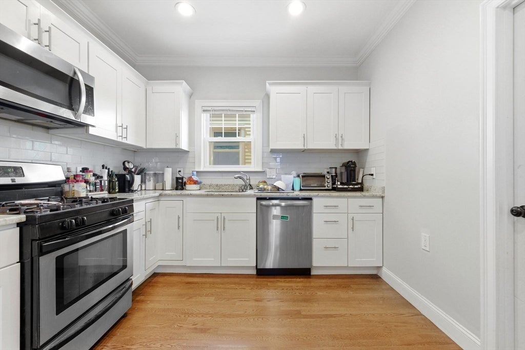 43 Derby St #A, Somerville, MA Photo #3