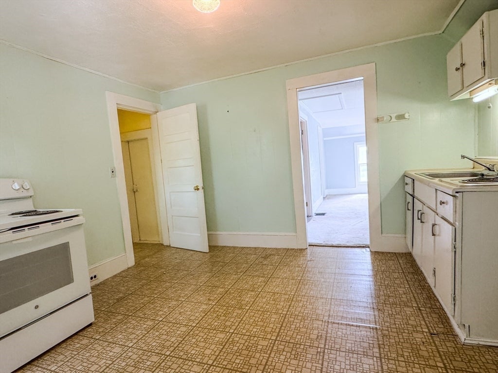 54 Fairview Street E ST, Greenfield, MA Photo #21