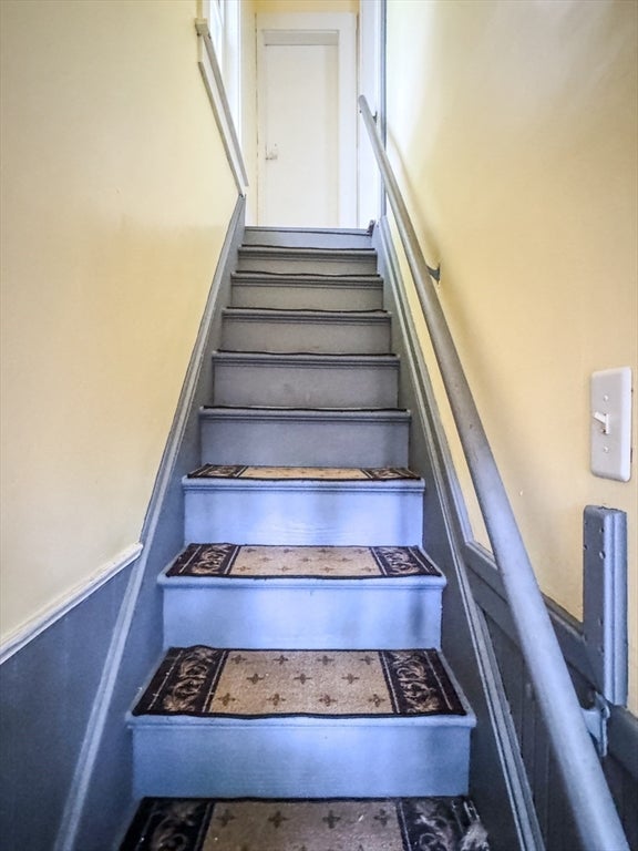 54 Fairview Street E ST, Greenfield, MA Photo #17