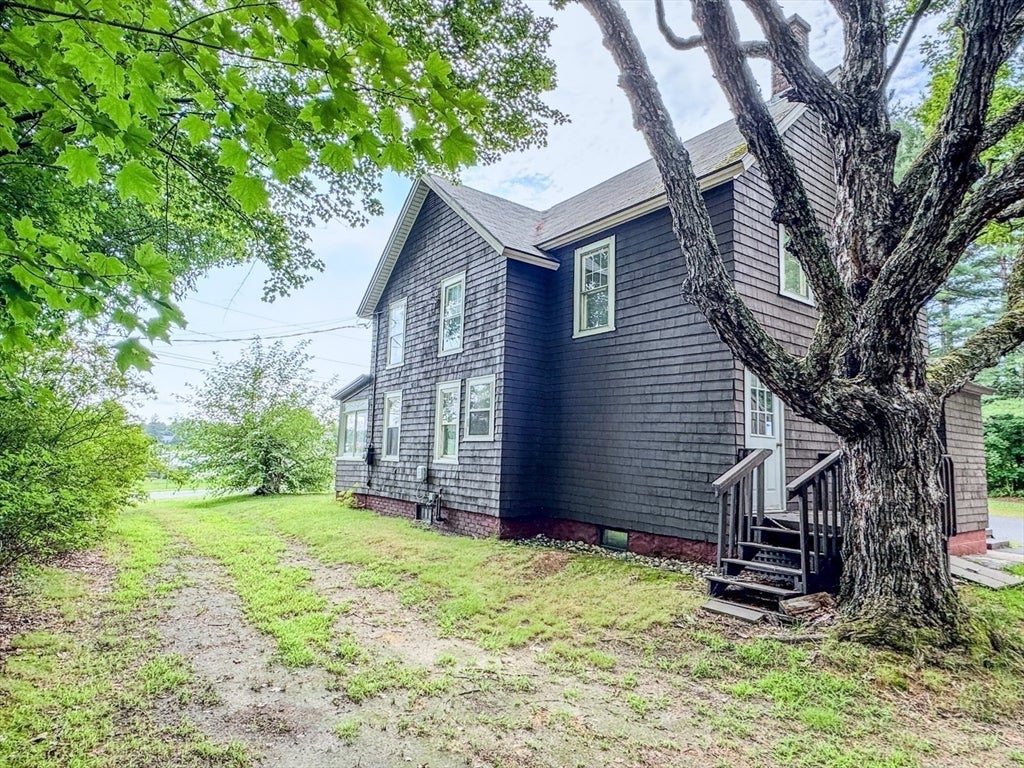 54 Fairview Street E ST, Greenfield, MA Photo #33