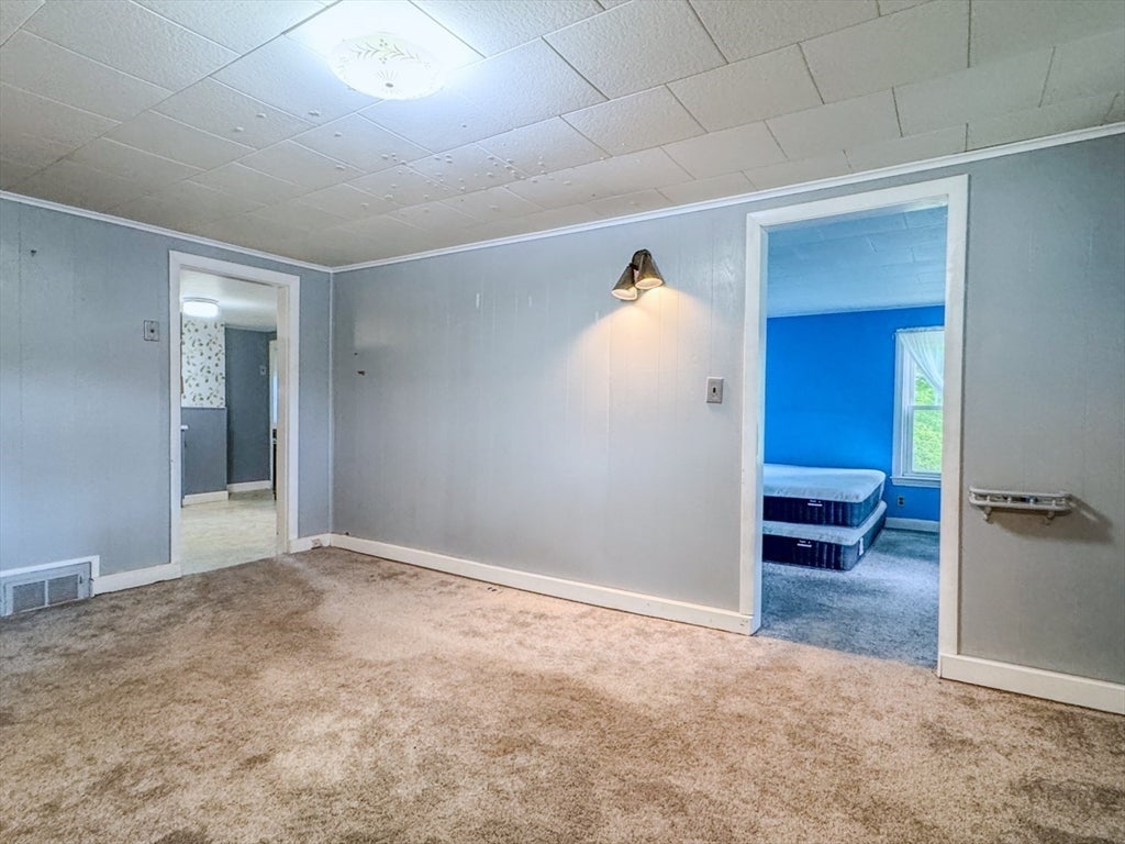 54 Fairview Street E ST, Greenfield, MA Photo #9