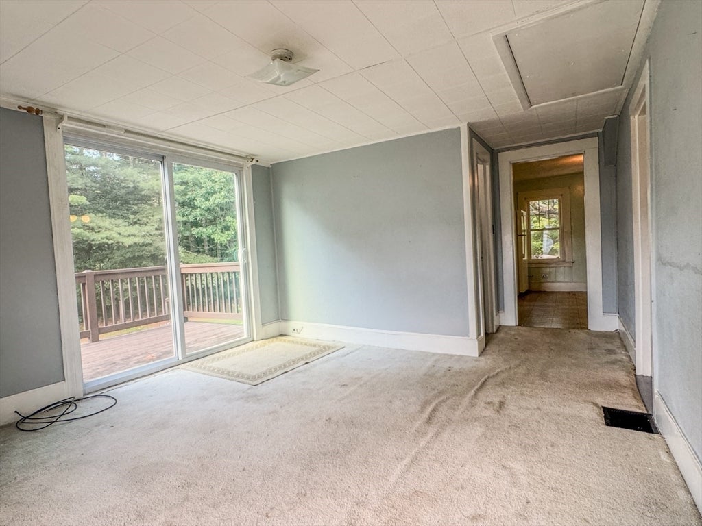 54 Fairview Street E ST, Greenfield, MA Photo #23