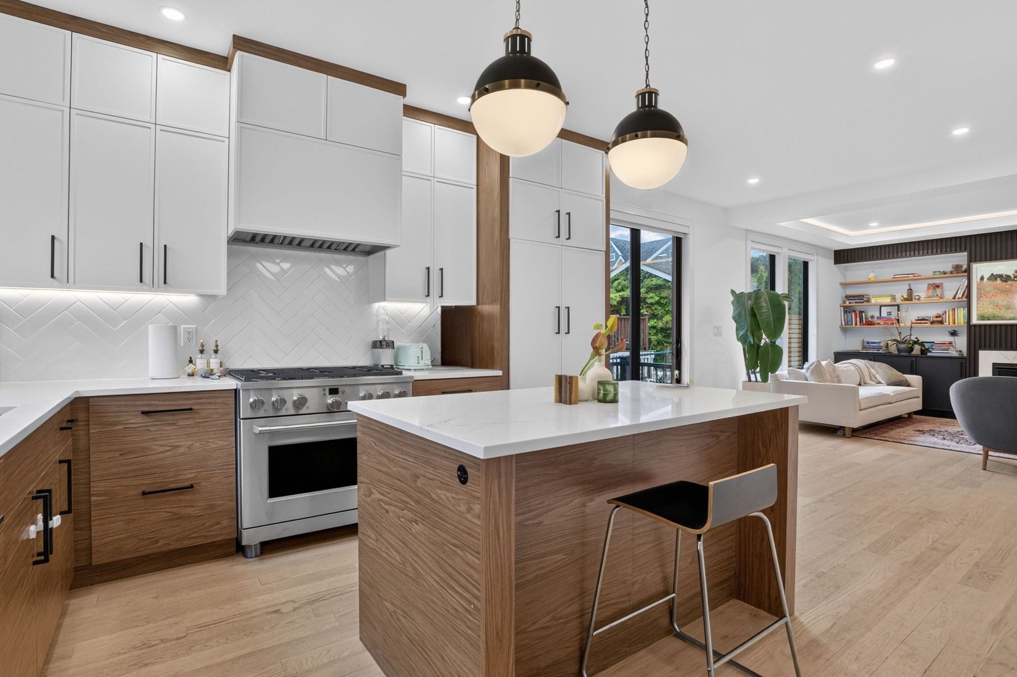 906-908 Chestnut Street #906, Newton, MA, 906-908 Chestnut Street #906, Newton, MA Photo #5