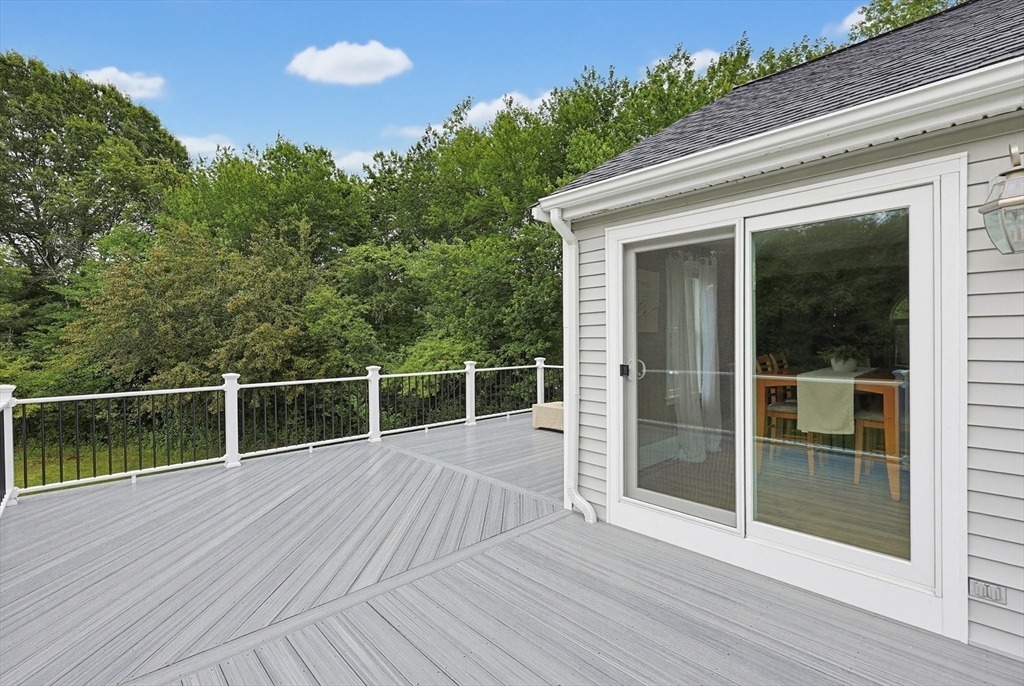 460 Richardson Ave, Attleboro, MA Photo #38
