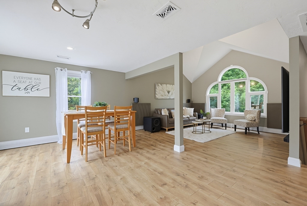 460 Richardson Ave, Attleboro, MA Photo #9