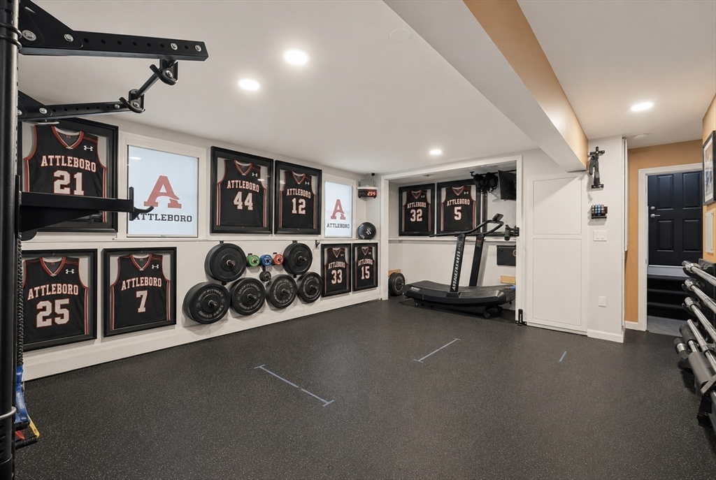 460 Richardson Ave, Attleboro, MA Photo #34