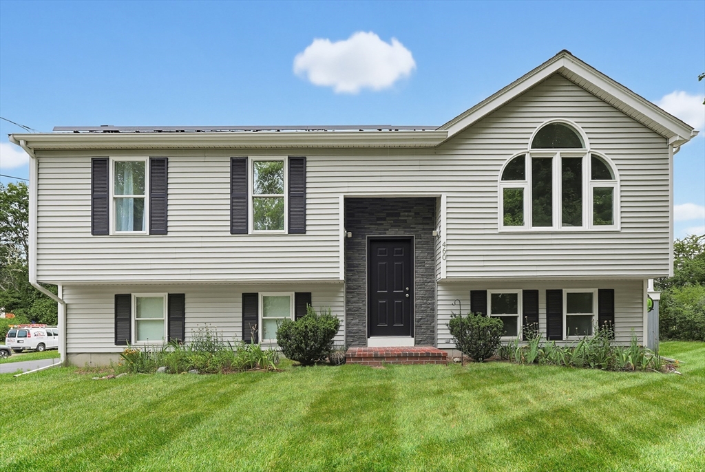 460 Richardson Ave, Attleboro, MA Photo #1