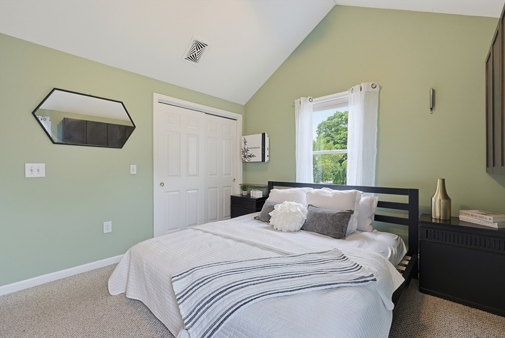 460 Richardson Ave, Attleboro, MA Photo #15