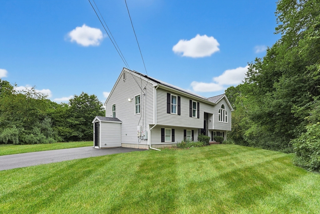460 Richardson Ave, Attleboro, MA Photo #2