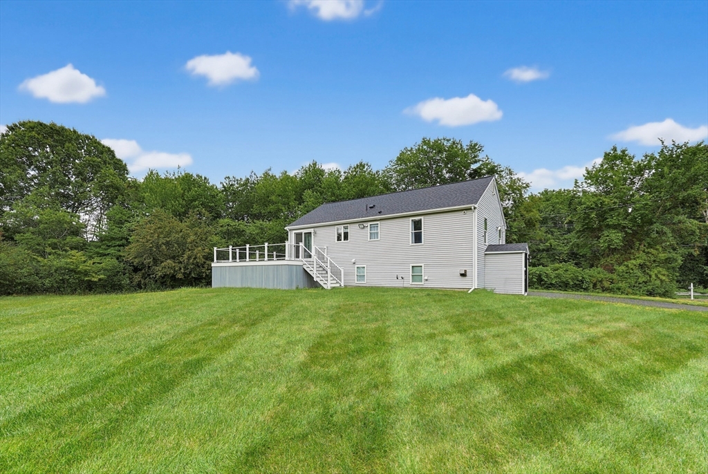 460 Richardson Ave, Attleboro, MA Photo #35